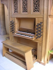 Console de l'orgue de choeur Metzler. Clché personnel