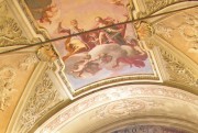 Vue de peintures murales au-dessus de la tribune de l'orgue. Cliché personnel