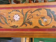 Autre partie du décor peint du clavecin italien. Cliché personnel