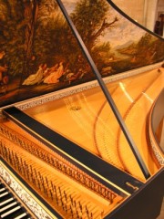 Table d'harmonie du clavecin de facture flamande. Oeuvre de M. Chabloz. Cliché personnel