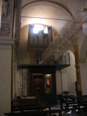 Vue de la nef avec l'orgue en tribune. Cliché personnel