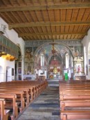 Vue intérieure de l'église San Giulio, Roveredo. Cliché personnel (fin mai 2008)
