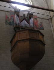 Vue rapprochée de l'orgue historique de Valère. Cliché personnel
