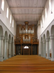 Vue axiale de la nef en direction des orgues. Cliché personnel