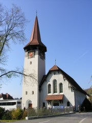 Vue de l'église réformée à Balsthal. Cliché personnel (oct. 2008)