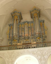 Une belle vue de l'orgue depuis la nef. Cliché personnel (nov. 2008)