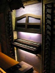 Pour terminer: une vue des claviers de l'orgue des Cordeliers. Cliché personnel (12.12.2008)