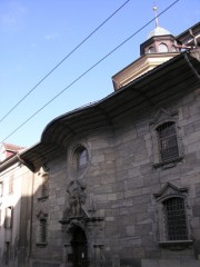 Autre vue extérieure de la fameuse façade convexe de l'église. Cliché personnel