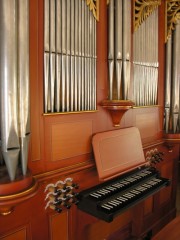 Vue de l'orgue en tribune, Gampelen. Cliché personnel