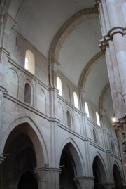 Elévation des voûtes romanes de la nef principale. Cliché personnel
