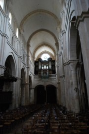 Vue de la nef en direction du Grand Orgue depuis l'entrée du choeur. Cliché personnel