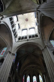 Autre vue de la croisée du transept (élévation de la tour lanterne). Cliché personnel