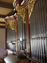 Façade de l'orgue Kuhn de Laupen. Cliché personnel