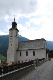 Une dernière vue de cette église de Gluringen. Cliché personnel (juillet 2009)