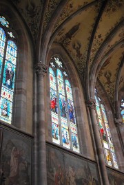 Vue de vitraux dans l'église (19ème s.). Cliché personnel