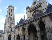 Vue de l'église de St-Germain-l'Auxerrois à Paris. Cliché personnel (nov. 2009)