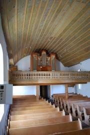 Autre vue de la nef et de l'orgue. Cliché personnel