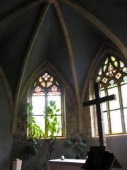 Vue du choeur gothique de l'église des Verrières. Cliché personnel