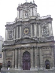 Eglise Saint-Paul-Saint-Louis à Paris, façade. Crédit: www.uquebec.ca/musique/orgues/