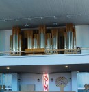 Vue de l'orgue Kuhn (1975) de l'église cathol. de Suhr. Cliché personnel (juillet 2010)