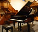 Le piano de concert Steinway & Sons du Locle. Cliché personnel (24 sept. 2010)