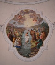 Vue d'une peinture de la voûte: thême du baptême. Cliché personnel