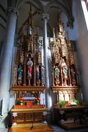 Doubles autels de droite à l'entrée du choeur. Cliché personnel