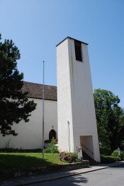Vue de l'église St-Pierre de Schaan. Cliché personnel (juill. 2010)