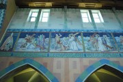 Chemin de Croix peint sur les murs de la nef. Cliché personnel