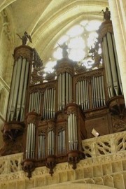 Grand Orgue de la cathédrale de Meaux (instrument de 1627, restauré par Gonzalez, 1980). Crédit: www.uquebec.ca/musique/orgues/