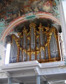 Vue du grand orgue Kuhn de la cathédrale de St-Gall. Cliché personnel (mai 2011)