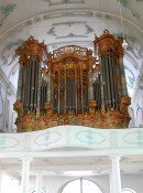 Vue du grand orgue Steinmeyer de l'église St. Stephan, Lindau. Cliché personnel (mai 2011)