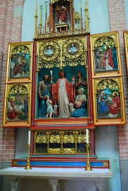 Un autel du transept dédié à Marie. Cliché personnel