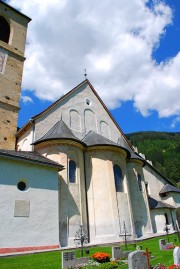 Vue des absides de l'église abbatiale. Cliché personnel