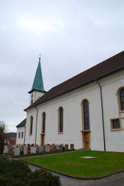 Vue de l'église d'Ettingen. Cliché personnel (mars 2012)