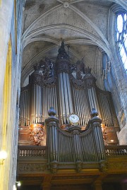 Le grand orgue Clicquot au moment où la messe se termine. Cliché personnel