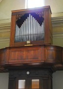 Vue de l'orgue italien de l'église de Besazio. Cliché personnel (sept. 2013)