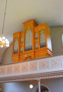 Vue de l'orgue Mathis, église réformée de Linthal. Cliché personnel privé (juill. 2014)