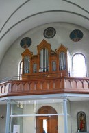 Vue de l'orgue Späth de l'église catholique de Linthal. Cliché personnel (juillet 2014)