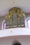Orgue Mathis de l'église d'Oberurnen. Cliché personnel (juillet 2014)