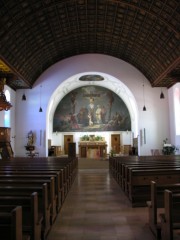 Intérieur de l'église des Genevez. Cliché personnel