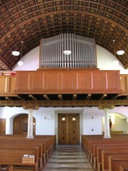 Perspective sur l'orgue des Genevez. Cliché personnel