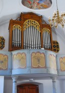 Vue de l'orgue Carlen / Füglister de Geschienen (église). Cliché personnel de sept. 2019
