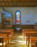 Intérieur de l'église réformée de Willisau-Hüswil. Source: https://www.google.ch/