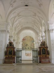 Vue de la magistrale nef de l'église de Bellelay. Cliché personnel
