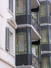 Balcons de style Art Nouveau en ville de La Chaux-de-Fonds. Cliché personnel