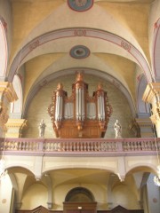 Vue de la tribune et de l'orgue de Maîche. Cliché personnel