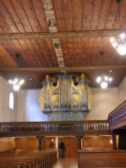 Perspective intérieure en direction de l'orgue Bossart. Cliché personnel