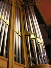 Tuyaux en façade de l'orgue. Cliché personnel