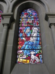 Autre vitrail dans le transept sud (A. Schweri). Cliché personnel